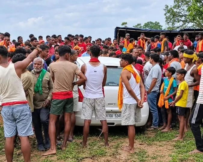 Google Tracking Foils Tildiha Temple Theft 16 Phones Recovered (2)