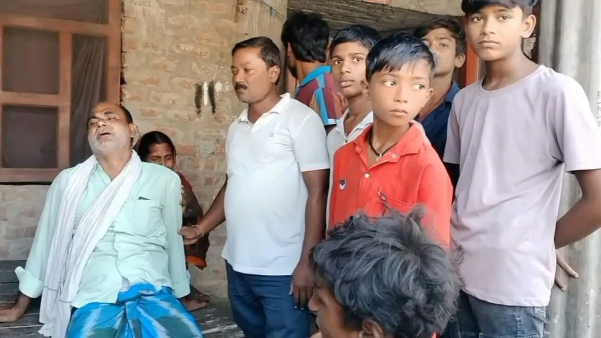 Katihar Two Friends Die in Pothia Bike Accident on Navratri (3)