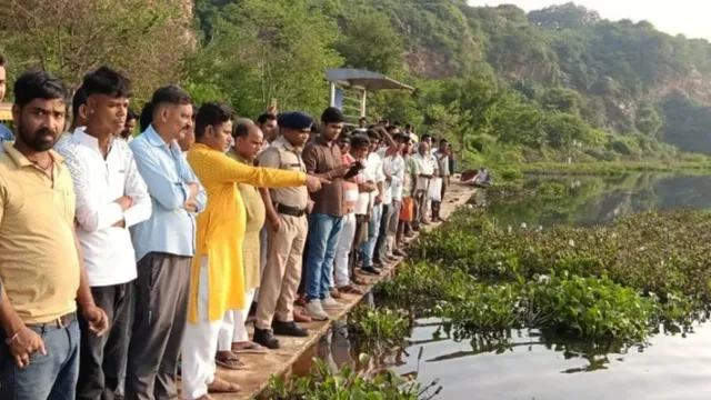 श्राद्ध कर्म में आए ई-रिक्शा चालक की नहर में डूबने से मौत, मुंगेर में पसरा मातम, 5 बच्चों के सिर से उठा पिता का साया
