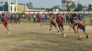 मैदान में प्रदर्शन करते खिलाड़ी। सौ. पीआरडी