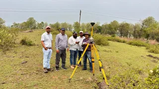 अंबाडीह में आधा किमी की परिधि में धरती के नीचे मिला ताम्र अयस्क।