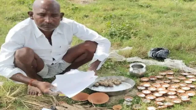 चंदौली में दूसरी जात‍ि में विवाह करने के बाद पितृ विसर्जन पर बेटी का आहत पिता ने किया श्राद्ध
