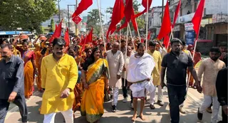 कलश यात्रा में सैलाब। जागरण
