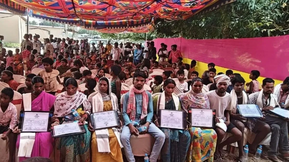 Adani Foundation Provides Homes to 68 Tribal Families in Bhagalpur (1)