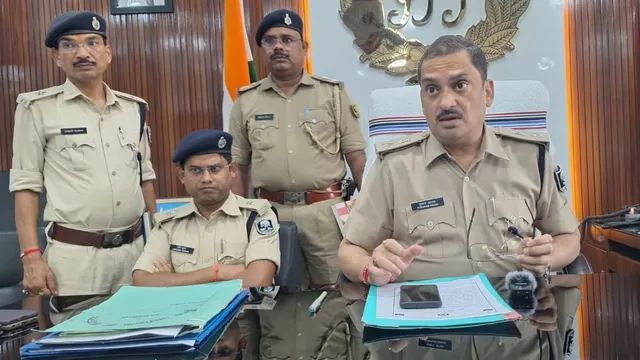 खगड़िया में घोड़े पर सवार होकर आए नाबालिग ने किशोरी को अगवा कर किया दुष्कर्म, पुलिस ने पकड़ा
