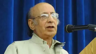 मशहूर शायर निदा फाजली