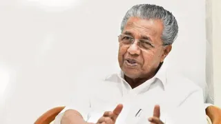 FIR दर्ज करने के आदेश के खिलाफ हाई कोर्ट पहुंचे विजयन। (पीटीआई)