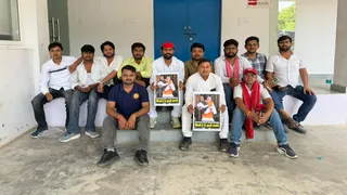 मुख्य चुनाव आयुक्त के इस्तीफे की मांग को लेकर प्रदर्शन की तैयारी कर रहे छात्र प्रयागराज पुलिस हिरासत में। सौ. छात्र