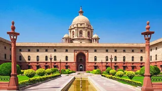 तमिलनाडु से ओडिशा तक 6 राज्यों में बदले राज्यपाल।