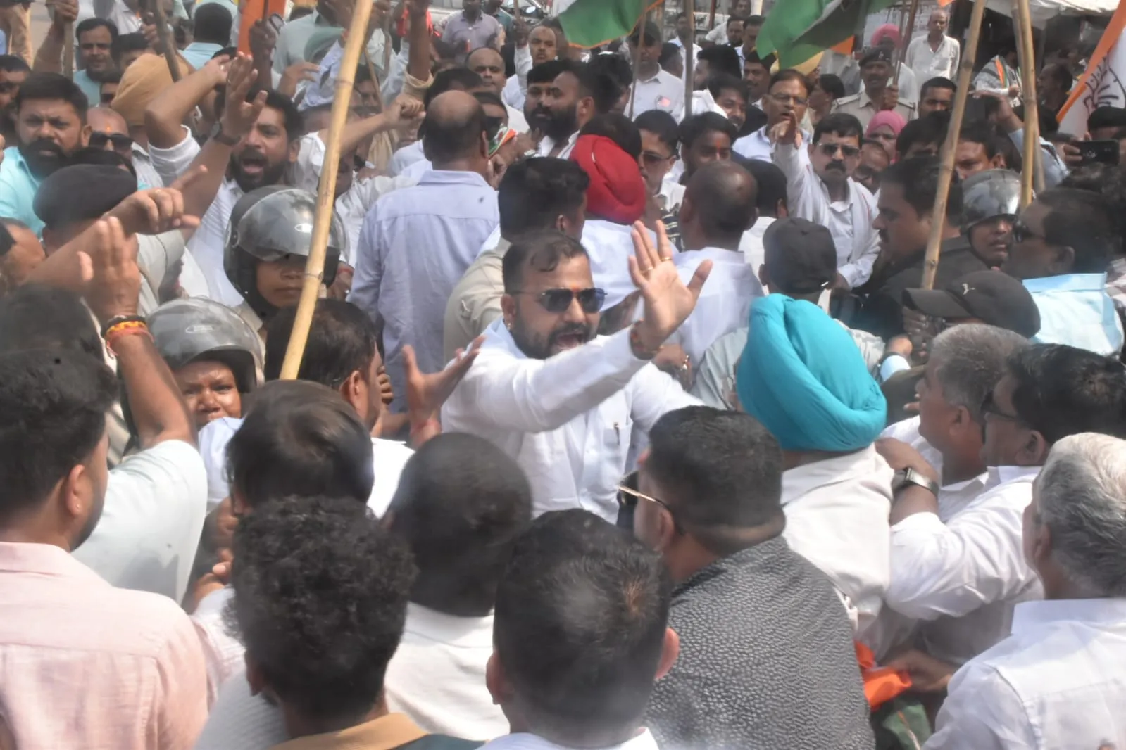 BJP-Congress protest in Jamshedpur