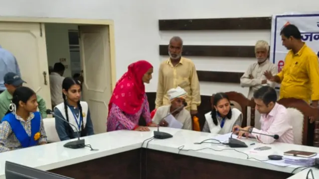 अंतरराष्ट्रीय बालिका दिवस पर हरिद्वार में अनूठी पहल, पांच बालिकाओं ने संभाली जिलाधिकारी की कुर्सी
