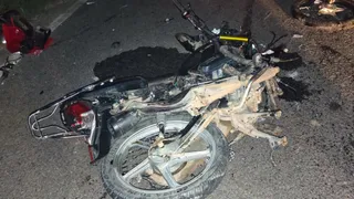 भोजपुर में अनियंत्रित ट्रक ने बाइक सवार दो युवकों को कुचला, दोनों की दर्दनाक मौत