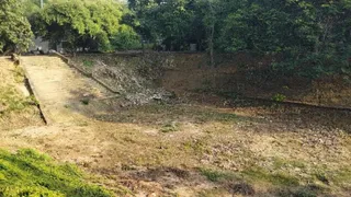 भागलपुर के सैंडिस कंपाउंड में अमृत मिशन 2.0 के तहत निर्माणाधीन तालाब।