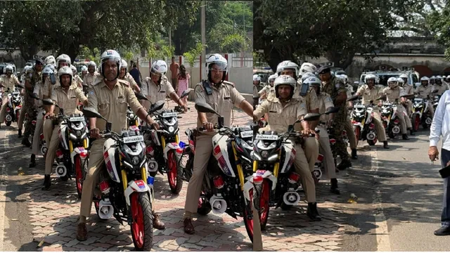 धनबाद पुलिस की बढ़ी ताकत, 45 नई बाइक के साथ सड़कों पर उतरेंगी सिटी हॉक्‍स
