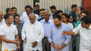 INDI गठबंधन के नेताओं ने लिया संकल्प (फोटो-एएनआइ)