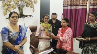 बरारी में बेटियों को मिला नेतृत्व का अवसर, नौ कन्याएं बनेंगी एक दिन की मुख्य पार्षद