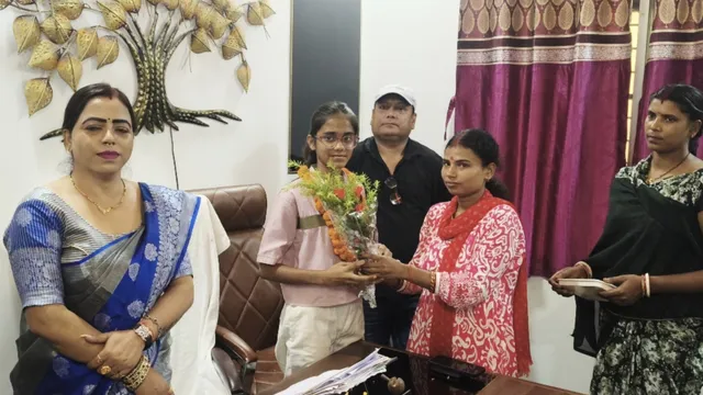 'नायक' फिल्म जैसी पहल: कटिहार में 9 कन्याएं बनेंगी एक दिन की मुख्य पार्षद, पार्क और लाइब्रेरी की उठी मांग
