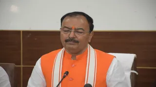 प्रयागराज के सर्किट हाउस में पत्रकारवार्ता करते उप मुख्यमंत्री केशव मौर्य। जागरण