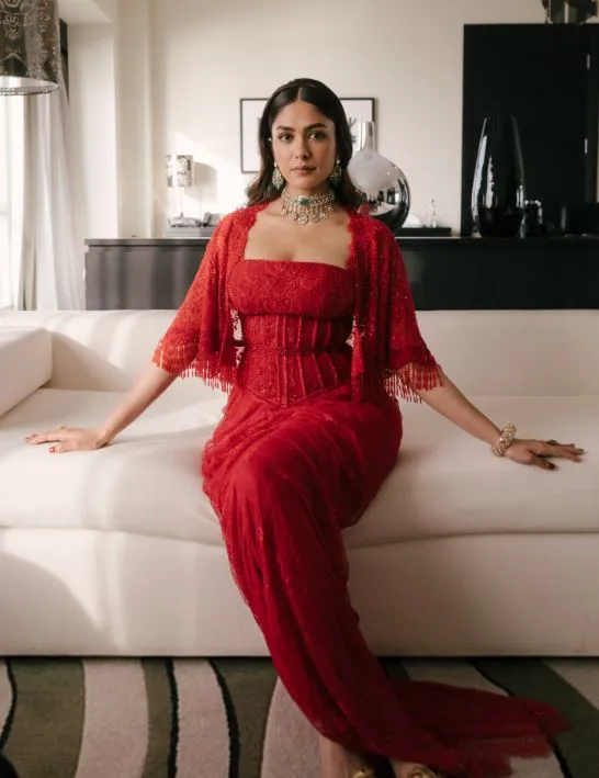 Mrunal Thakur