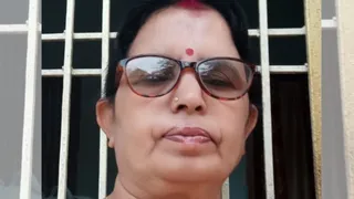 सरायरंजन प्रखंड की प्रखंड शिक्षा पदाधिकारी (बीईओ) निर्मला कुमारी