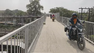 पटरी पार करने की मजबूरी से मिलेगी निजात