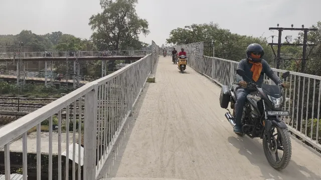 आरा में रेलवे ट्रैक पार करने का झंझट खत्म, पूर्वी गुमटी पर लाइट आरओबी चालू; 52 गांवों को राहत
