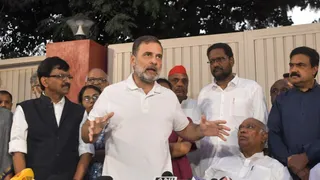 SIR को लेकर विपक्षी दलों का दोहरा रुख (फोटो-एएनआइ)