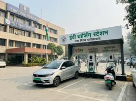 गाजियाबाद में ई-वाहनों को मिलेगी राहत ( एआई जेनरेटेड इमेज )