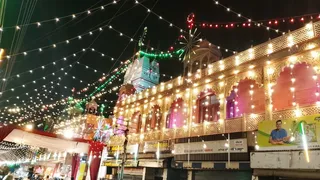 श्रद्धालुओं ने लिया मां चंद्रघंटा का आशीर्वाद