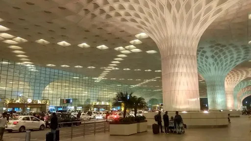 मुंबई एयरपोर्ट टर्मिनल 1 के पुनर्विकास की वजह से फ्लाइट्स हो सकती हैं बंद, जानिए कब से शुरू होगा काम