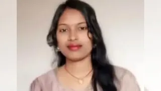 छात्रा सुरभि की फाइल फोटो।