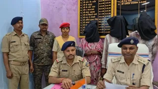 मां-बेटे समेत 3 गिरफ्तार