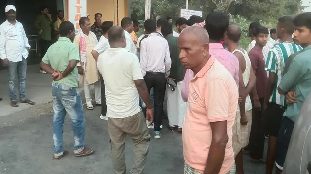 दामोदर नदी में अवैध बालू उठाव के दौरान ट्रैक्टर पलटा, मजदूर की दर्दनाक मौत