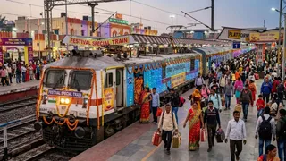 दुर्गा पूजा और छठ पर रेलवे का तोहफा। (यह तस्वीर एआई द्वारा बनाई गई है)