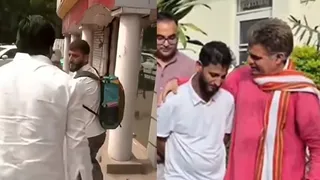 कश्मीरी युवक फहीम नजीर ने बुधवार को भाजपा नेता रविंदर रैना से मुलाकात की।