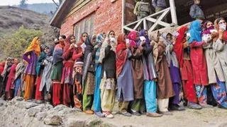 जम्मू-कश्मीर के सामाजिक विकास पर रिपोर्ट ने उठाए सवाल। (फोटो- पीटीआई)