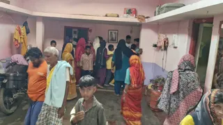 जयनगर में पति ने हंसुए से पत्नी पर हमला किया। जागरण