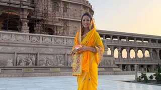 यामी गौतम पहुंचीं अयोध्या