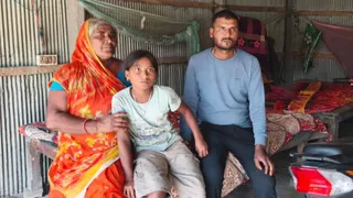 फुलकाहा थाना क्षेत्र के अंचरा गांव में गोलीबारी।