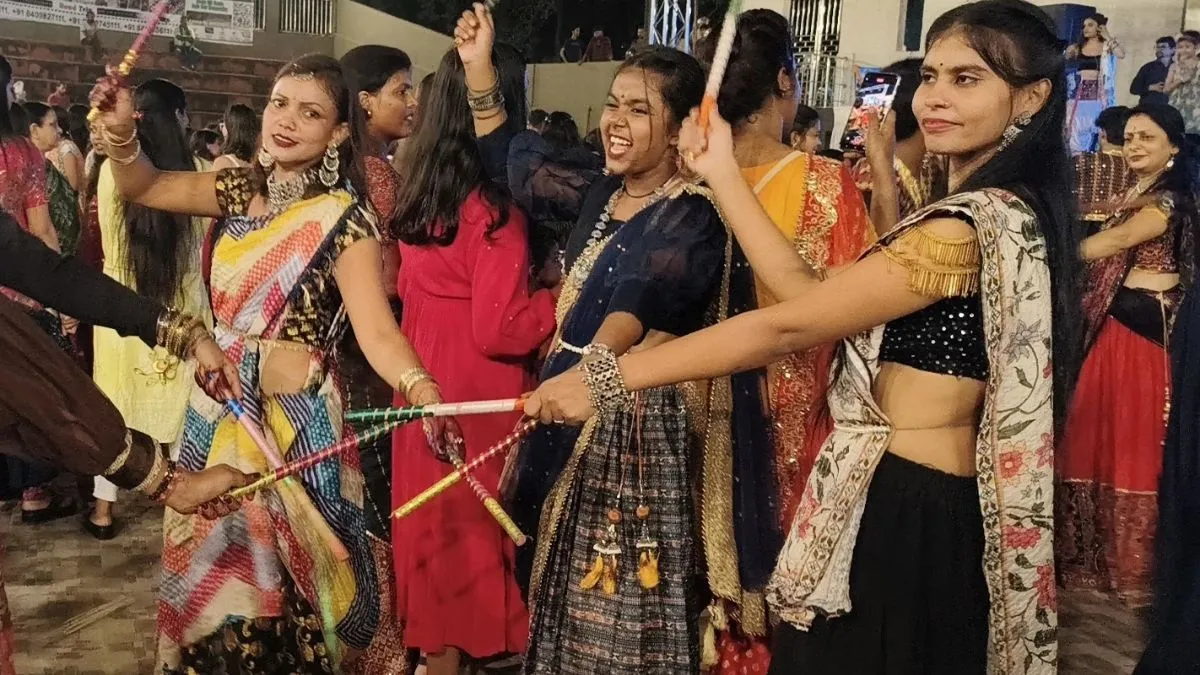 Bhagalpur Dandiya Night Dainik Jagran Hosts Grand Celebration (7)