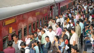 बक्सर और आरा होकर चलेंगी 3 वीकली स्पेशल ट्रेनें, रेलवे ने जारी किया पूरा शेड्यूल