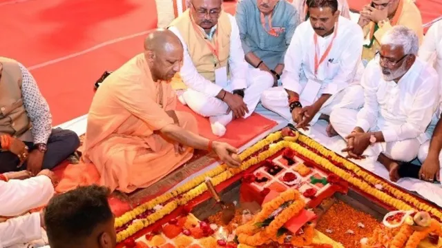 प्रयागराज में 800 से अधिक फ्लैट वाली आवासीय योजना का सीएम के हाथों भूमि पूजन, कितनी होगी कीमत?