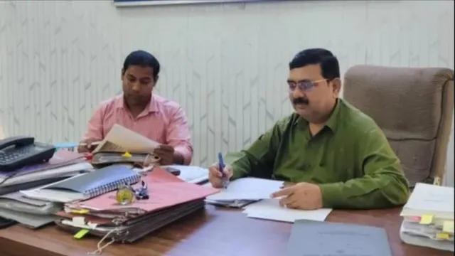 इटावा में चुनाव की तैयारियां तेज, 10.53 लाख मतदाता करेंगे प्रत्याशियों के भाग्य का फैसला