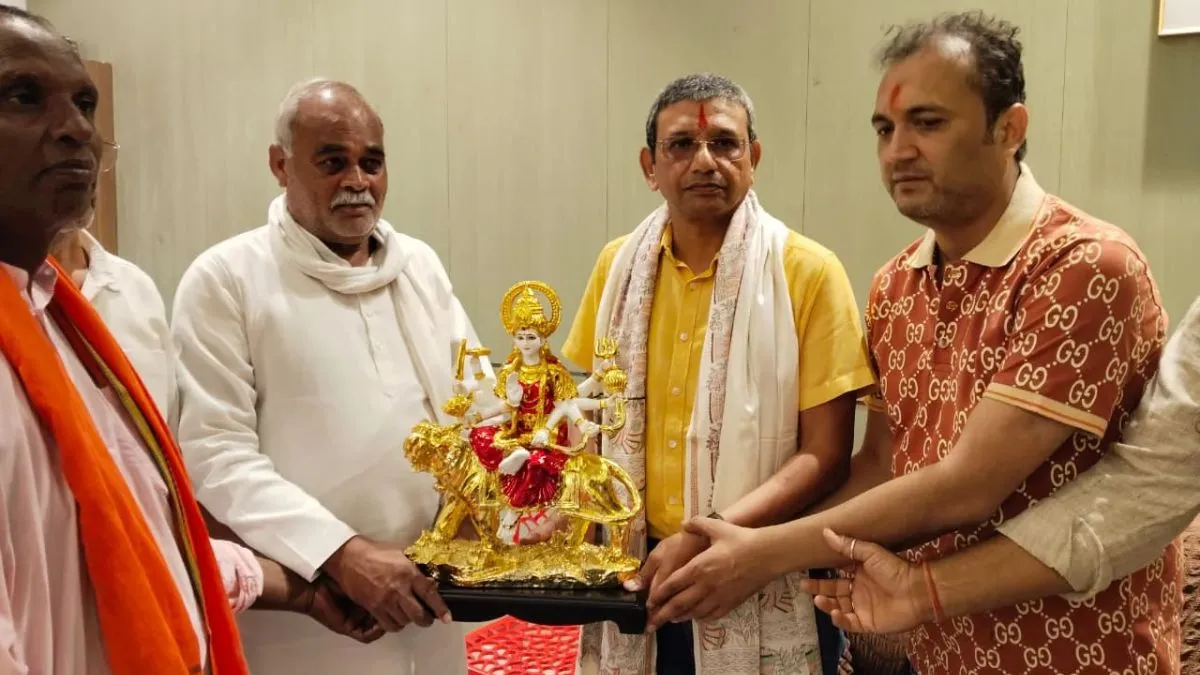 Kalyanpur Durga Puja 4 Express Trains to Stop Oct 17-20
