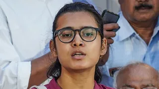 छात्र नेता नेहा बोरा। (फोटो- एएनआई।)