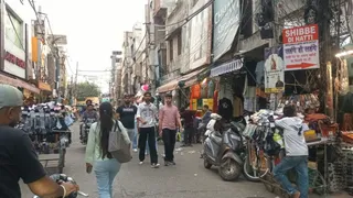 पटियाला के धरेड़ी जट्टां टोल प्लाजा पर प्रदर्शन करते हुए किसान।