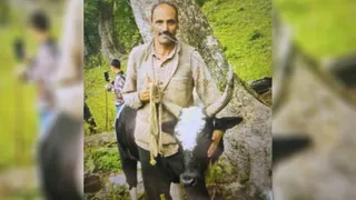 सर्विस राइफल के साथ एसपीओ लापता, त्रिगांव इलाके में तलाश अभियान जारी।