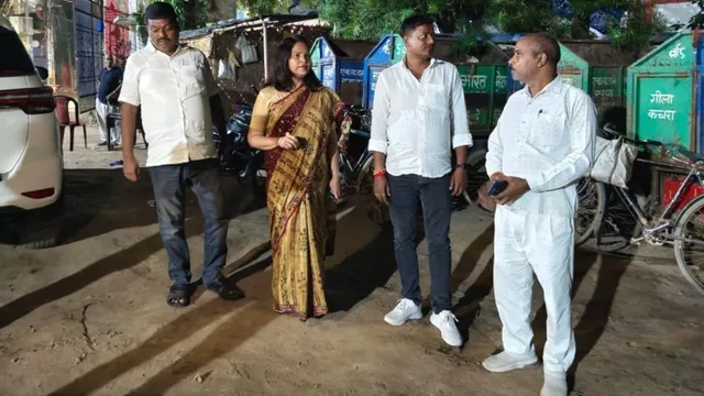 आधी रात भागलपुर की सड़कों पर उतरीं मेयर, बंद स्ट्रीट लाइट देख भड़कीं; 24 घंटे में सुधार का अल्टीमेटम