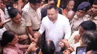 राघोपुर नाव दुर्घटना: तेजस्वी यादव ने पीड़ितों के लिए की भूमि और सरकारी नौकरी की मांग