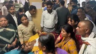 प्रयागराज में डबल मर्डर से सनसनी फैल गई।